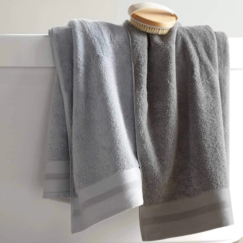 Peacock Alley Dark Gray Liam Essential Bath Towel -Wash