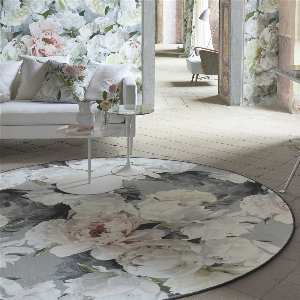 Peonia Grande Zinc Round Rug on Floor - Designers Guild Rugs