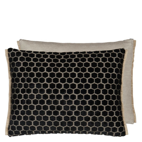 Jabot - Noir - Cushion - 12" X 16"