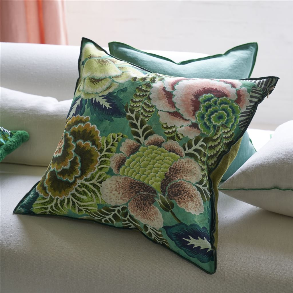 Rose de Damas - Jade - Cushion - 22" X 22"