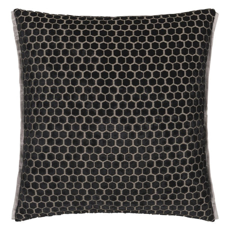 Jabot Noir Cushion