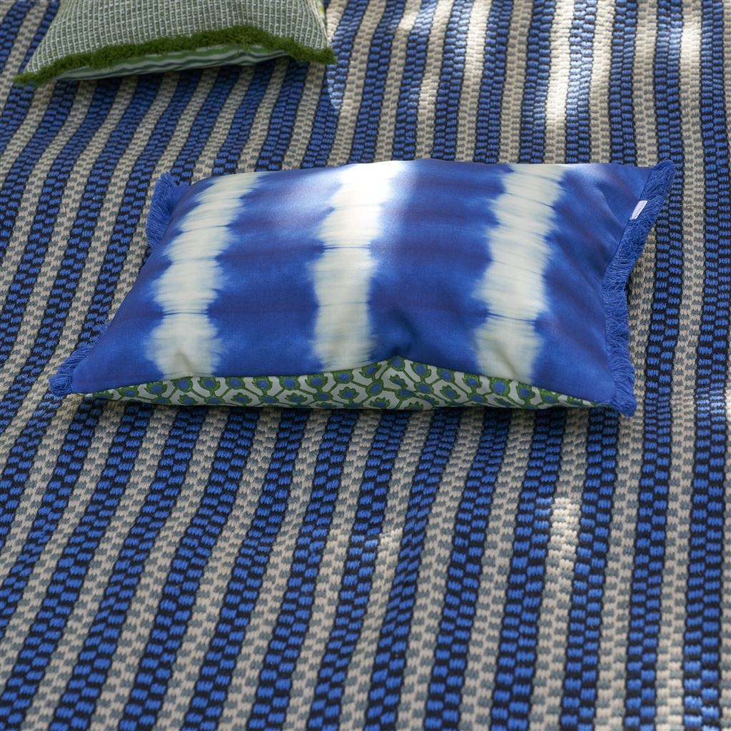 Jaal - Emerald - Outdoor Cushion - 18" X 24"