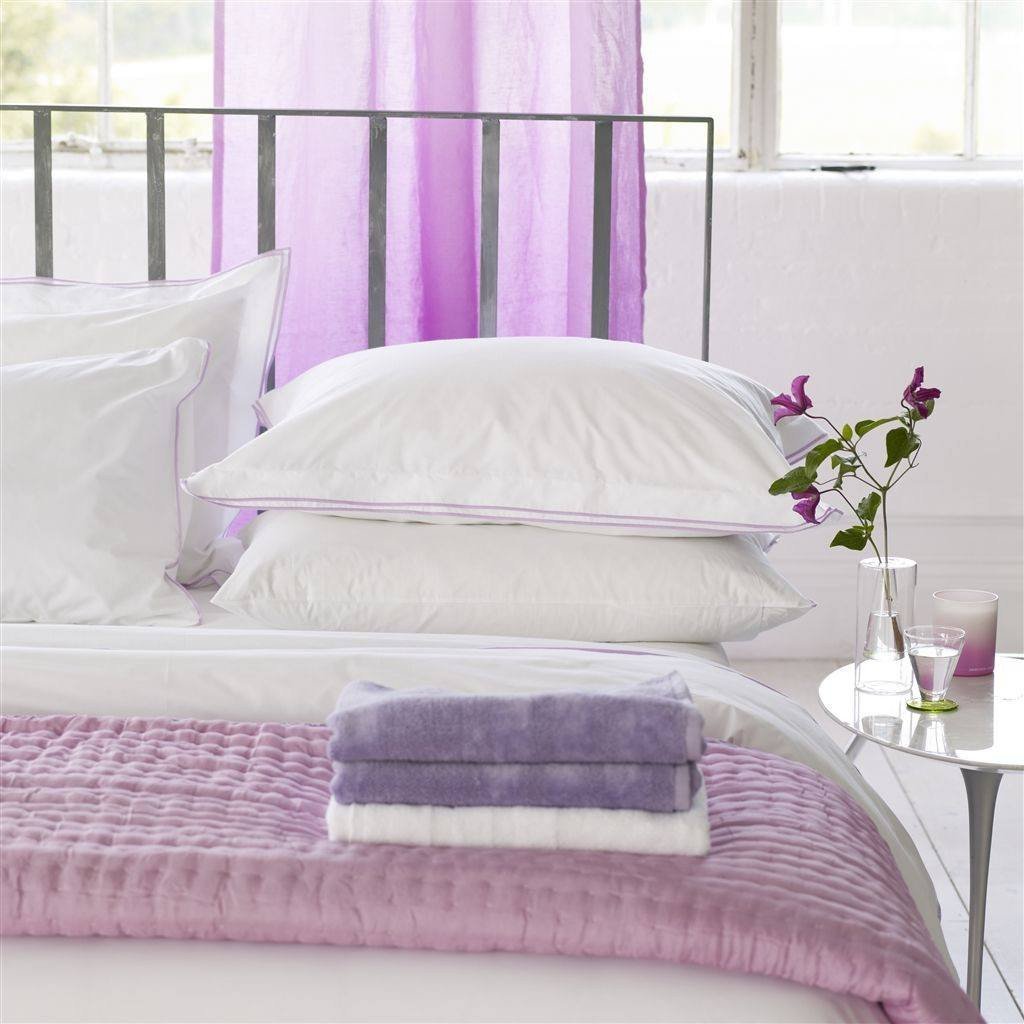 Designers Guild Chenevard Damson & Magenta Quilt & Shams