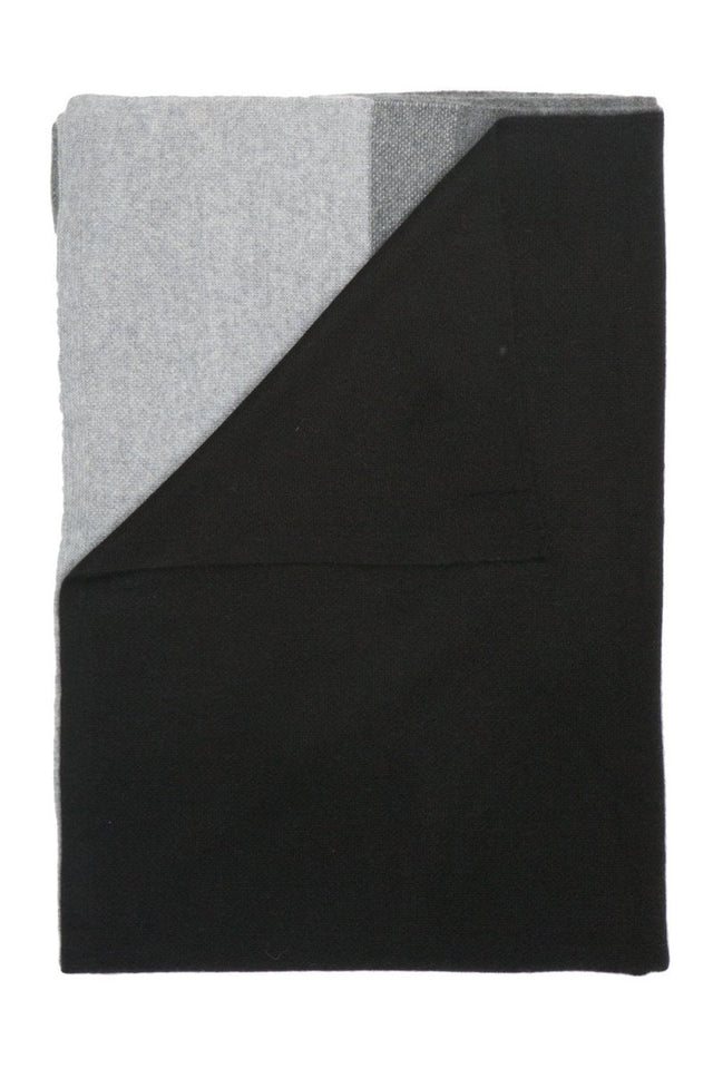 Array Charcoal Blanket - Saved New york