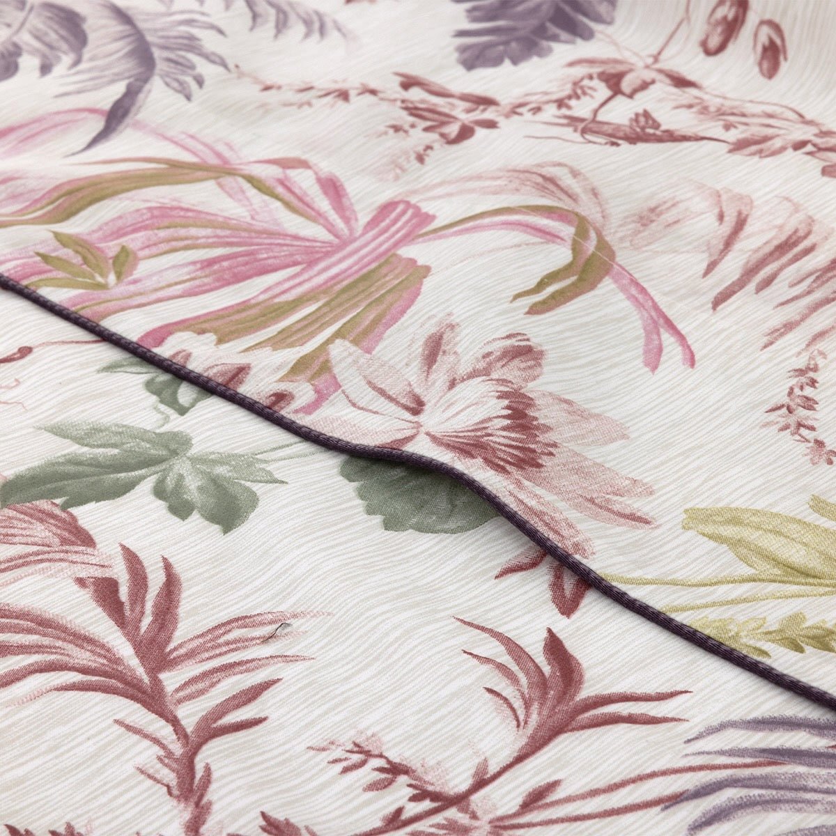 Flat Sheet Piping Detail - Yves Delorme Fresque Bedding Organic Cotton at Fig Linens and Home