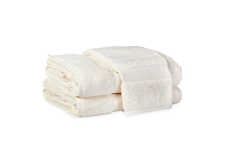 Matouk Lotus Ivory Bath Towels at Fig Linens