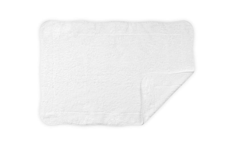 Matouk Cairo Wave White Tub Mat | Fig Linens