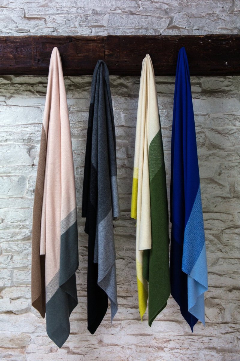 Hanging cashmere Throws in various color tones