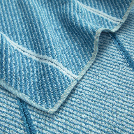 Fig Linens - Bermude Teal Bath Towels by Hugo Boss - Detail