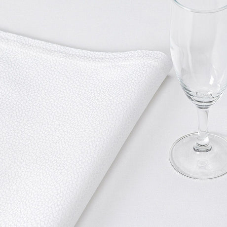 Offre White Table Linens by Le Jacquard Français - Galuchat