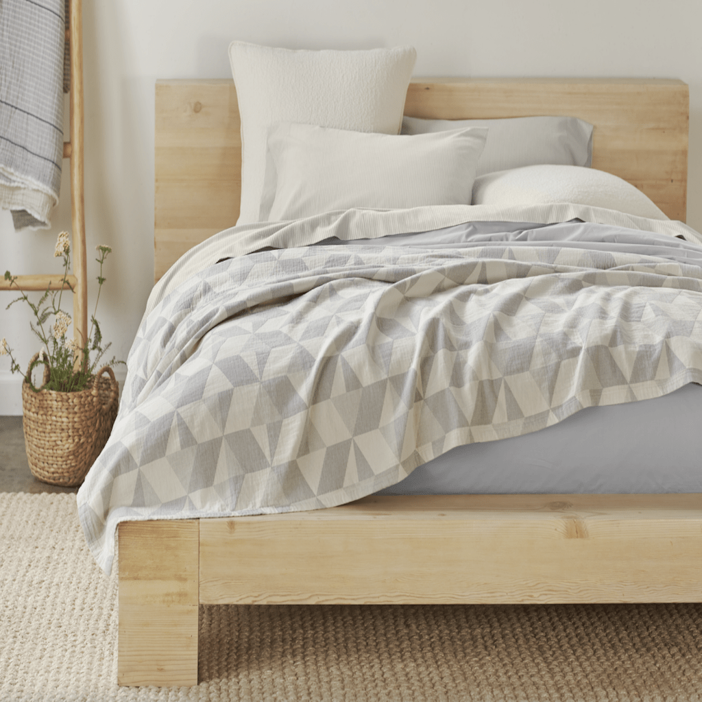 Pismo Organic Blankets, Throws & Shams by Coyuchi | Fig Linens