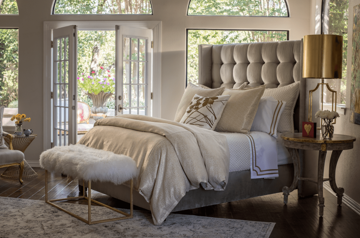 Lili Alessandra Sophia Ivory and Gold Lurex Bed Set