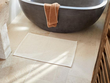 Lifestyel - Undyed Pebbled Organic Bath Rug by Coyuchi | Fig Linens