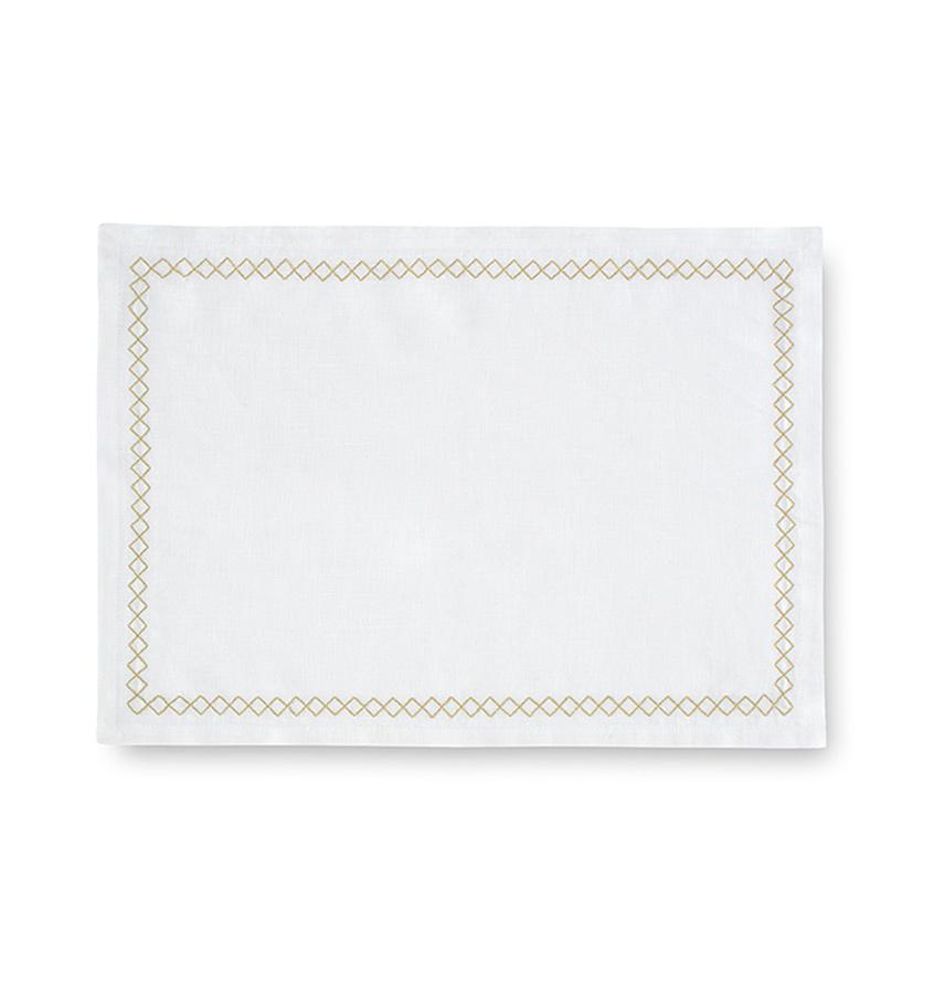 Sferra Table Linen Perry Tablecloth and Napkin Fig Linens