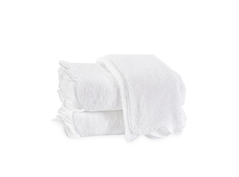 Matouk Classic Chain Bath Towel (White)