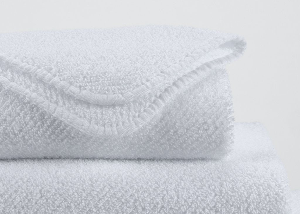 Abyss Twill Bath Towels - Ivory (103)  Reversible bath rugs, Towel,  Washing clothes