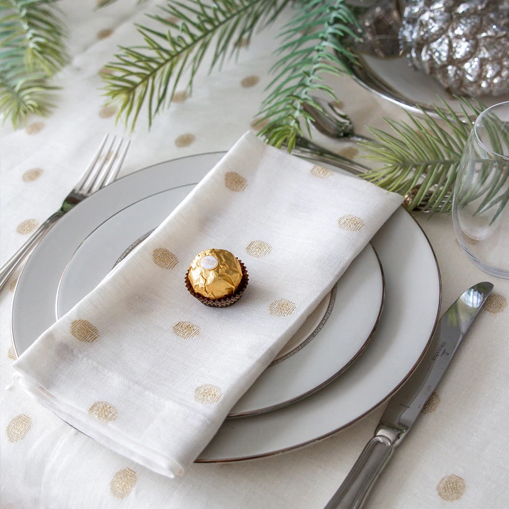 Vogue Gold Dinner Napkins by Mode Living