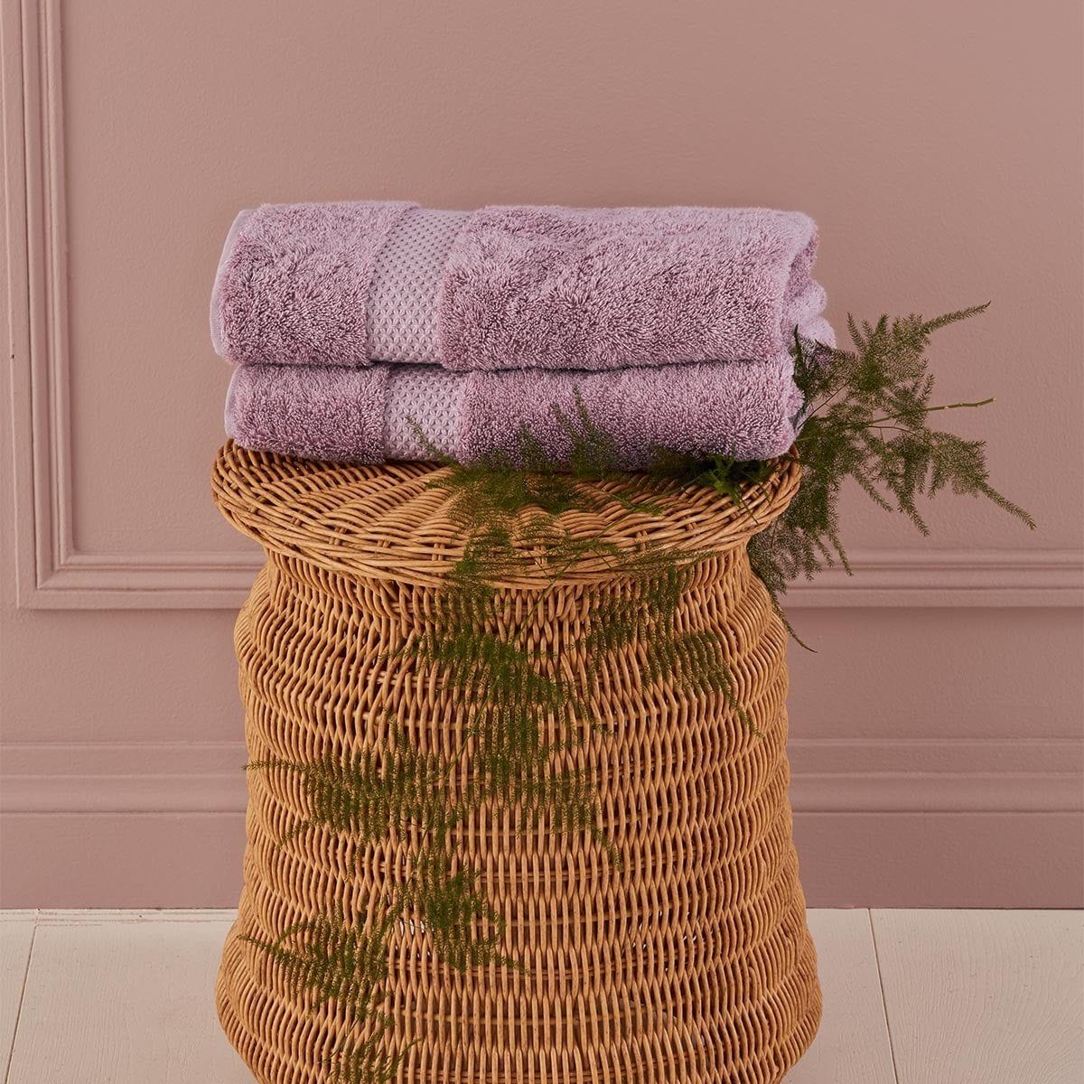 Etoile Towels by Yves Delorme — Cristions