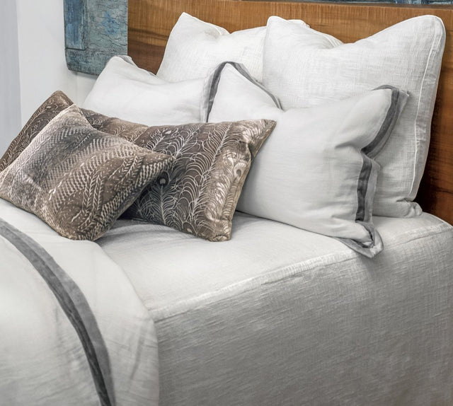 Chunky Knit White Coverlet by Kevin O'Brien Studio | Fig Linens