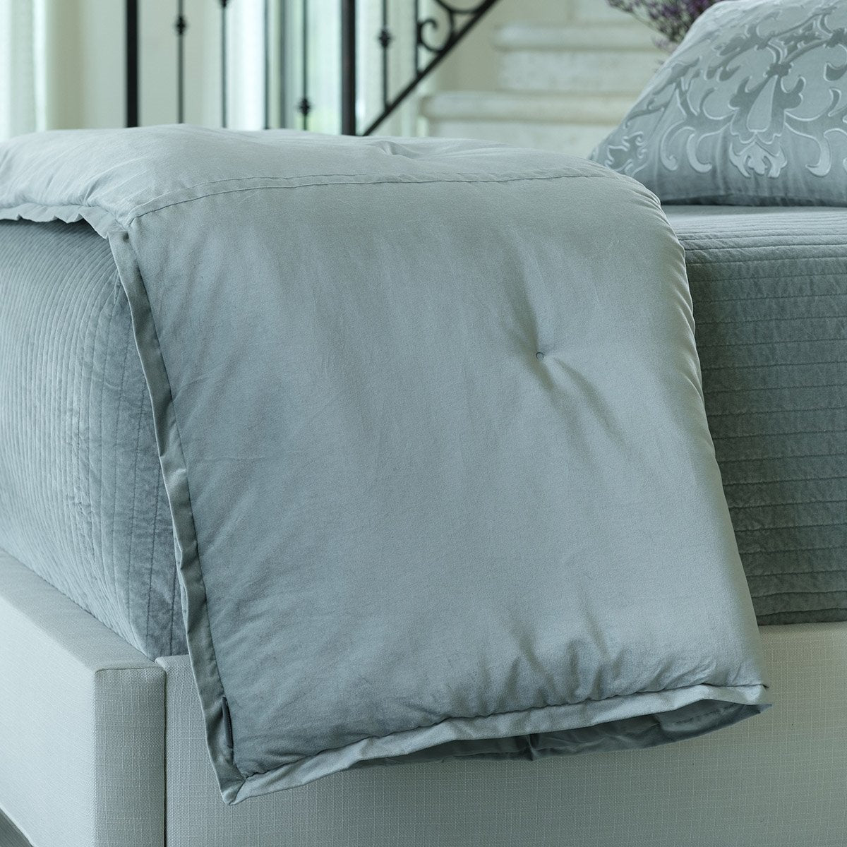 Fig Linens - Lili Alessandra Bedding - Aria Sky Throw