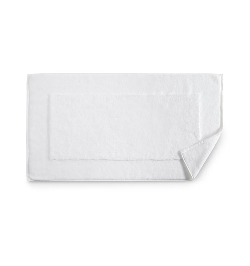 https://www.figlinensandhome.com/cdn/shop/products/sferra-bello-tub-mat-775tubmat-white-silo_1200x.jpg?v=1691855212